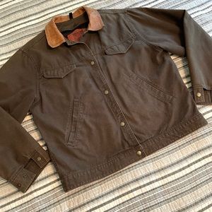 Woolrich size Medium. Brown. In excellent condition